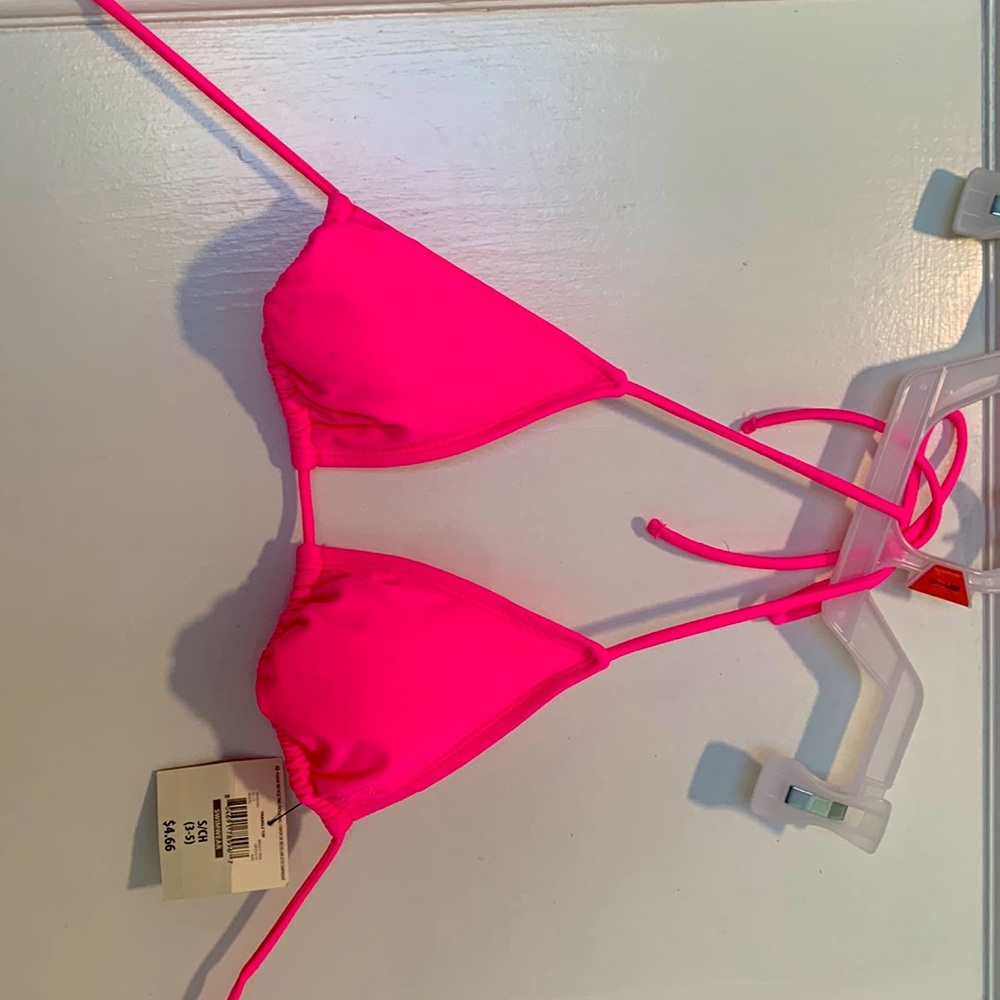 NWT, NBW ! Neon pink string bikini top